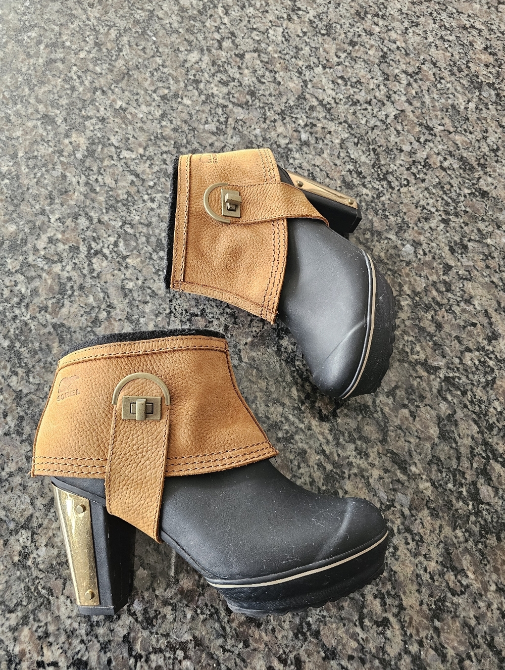 Sorel Medina II Heeled Rain Boot - Picture 3 of 9